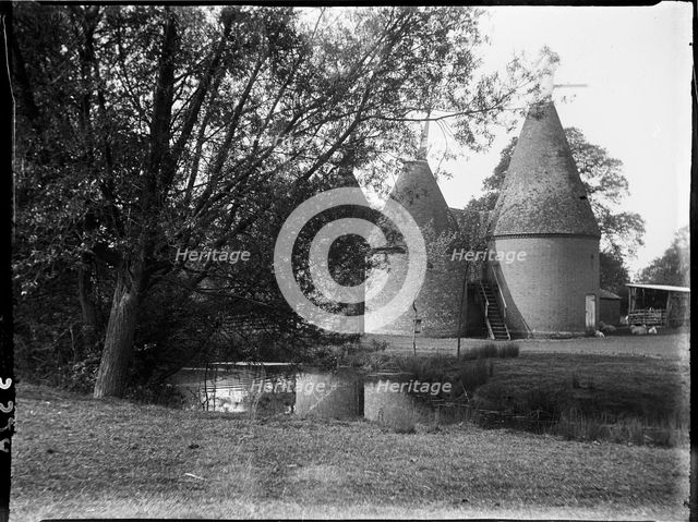 Luckhurst, Lower Road, Stone-cum-Ebony, Ashford, Kent, 1926. Creator: Katherine Jean Macfee.