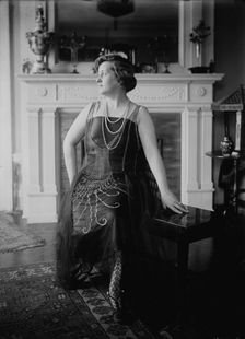 Luella Melius, between c1915 and c1920. Creator: Bain News Service