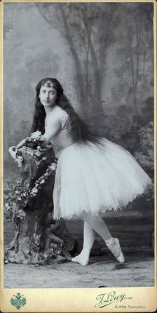 Luigia Cerale as Giselle, c. 1880. Creator: Löwy, Josef (1834-1902)