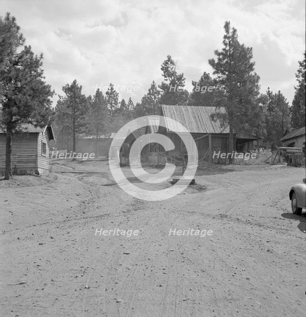 Lumber mill worker's house, Keno, Klamath County, Oregon, 1939. Creator: Dorothea Lange.