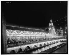 Luna Park at night, Coney Island, N.Y., between 1903 and 1906. Creator: Unknown