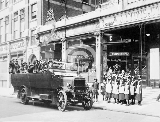 Lyons shop, Fulham Broadway, Fulham, London. Creator: Unknown.