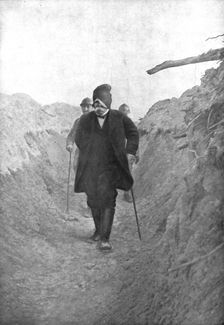 M. Clemenceau sur le Front; Heures derobees au repos prescrit par la Faculte: souffrant..., 1918. Creator: Unknown
