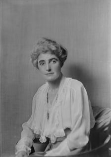 Mme. Chiron, portrait photograph, 1918 Sept. 16. Creator: Arnold Genthe