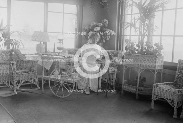 Mme. Gadski, Bay Shore, 1915. Creator: Bain News Service.