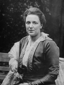 Mme. Leon Dupriez, between c1910 and c1915. Creator: Bain News Service