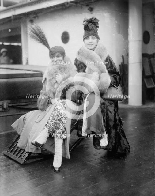 Mme. Valentine Kachouba, Alexandra Wassilewska, 1916. Creator: Bain News Service.
