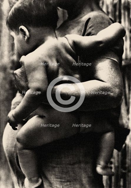 Mother with child from Tehuantepec, Mexico, 1929. Creator: Tina Modotti.