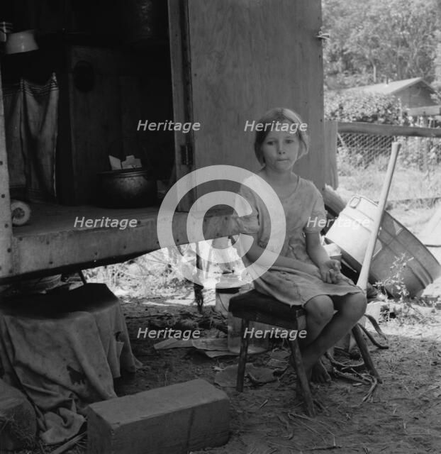 Motherless migrant child, Washington, Toppenish, Yakima Valley, 1939. Creator: Dorothea Lange.