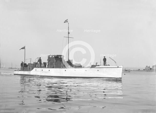 Motor yacht 'Amo' under way, 1921. Creator: Kirk & Sons of Cowes.