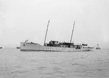 Motor yacht Pioneer under way, 1915. Creator: Kirk & Sons of Cowes
