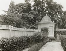 "Mount Vernon," George Washington house, George Washington Parkway, Mount Vernon, Virginia, c1894. Creator: Frances Benjamin Johnston