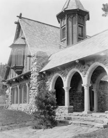 Mountain lodge for Paul T. Mayo, Bear Creek Can~on, Colorado--J. B. Benedict..., c1903 - 1923. Creator: Frances Benjamin Johnston