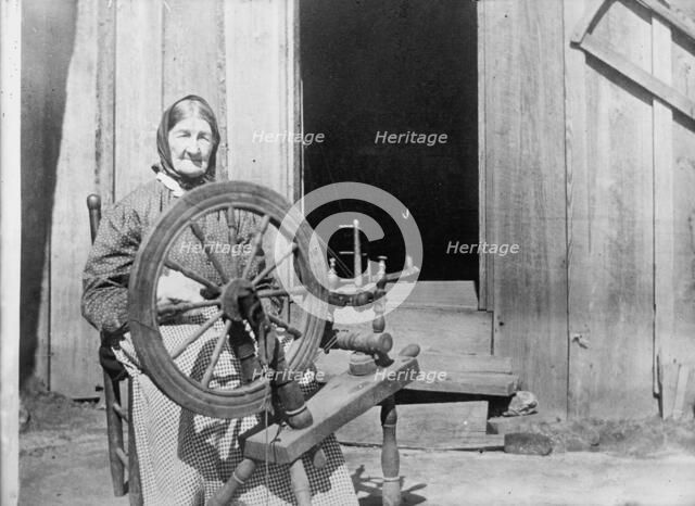 Mountaineers - Mountain Women, 1913. Creator: Harris & Ewing.