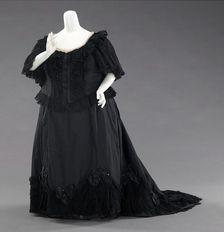 Mourning dress, British, 1894-95. Creator: Unknown