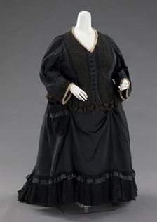 Mourning dress, British, 1894. Creator: Unknown