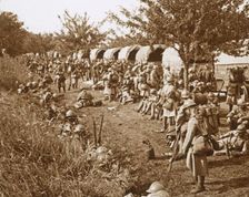 Moving off, road to Foix, France, c1914-c1918