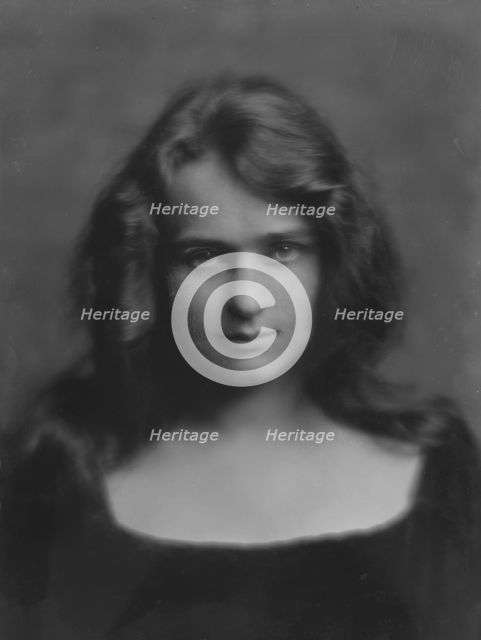 Mower, Margaret, Miss, portrait photograph, 1916 Apr. 23. Creator: Arnold Genthe.