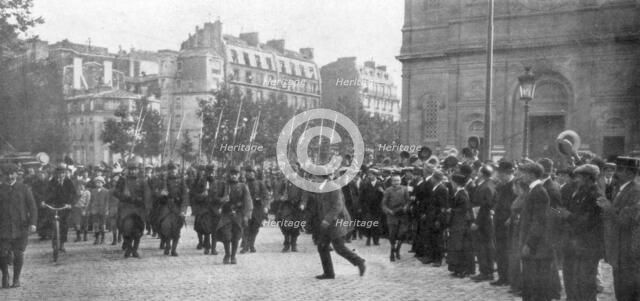 Mobilized French troops marching in Paris, France, August 1914. Artist: Unknown