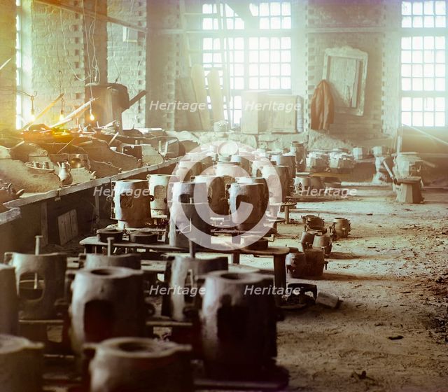 Molding shop at the Kasli plant, 1910. Creator: Sergey Mikhaylovich Prokudin-Gorsky.