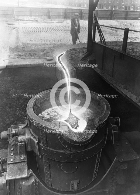 Molten steel, Park Gate Iron & Steel Co, Rotherham, South Yorkshire, April 1955.  Creator: Michael Walters.