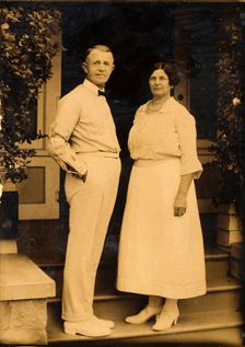 Mom and Dad Curtis, c1880s, (1920s). Creator: Edward Sheriff Curtis