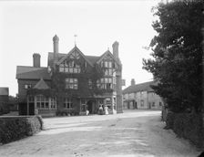 Montague Hotel, Beaulieu, Hampshire.1900. Artist: Henry Taunt