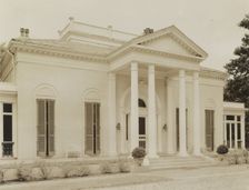 Monteigne, Natchez, Adams County, Mississippi, 1938. Creator: Frances Benjamin Johnston
