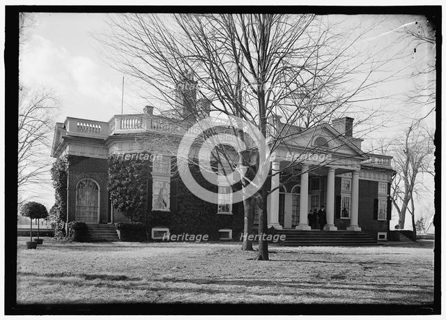 Monticello - portico, between 1914 and 1918. Creator: Harris & Ewing.
