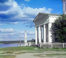 Monument outside the cathedral [the Cathedral of Saints Peter and Paul, Lodeynoye Pole..., 1915. Creator: Sergey Mikhaylovich Prokudin-Gorsky