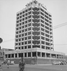 Monument to Depression, Yakima, Washington, 1939. Creator: Dorothea Lange