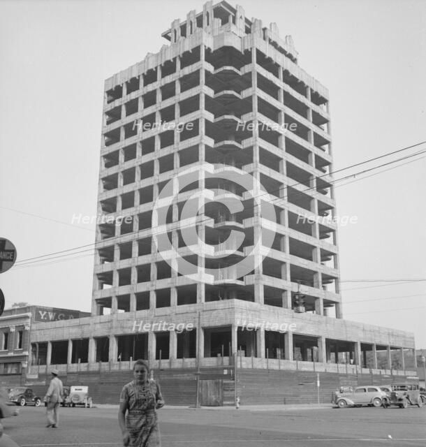 Monument to Depression, Yakima, Washington, 1939. Creator: Dorothea Lange.