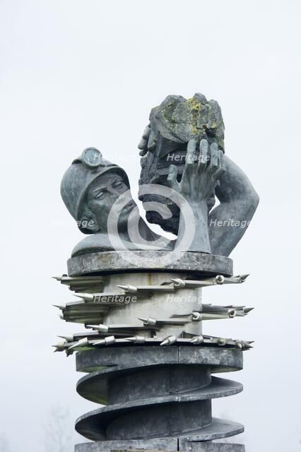 Monument to James Anderton, inventor of the Anderton Shearer Loader, 2015. Artist: Alun Bull.