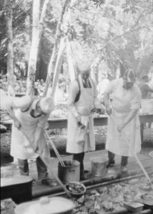 Moore, George Gordon, barbecue, 1927 Aug. Creator: Arnold Genthe