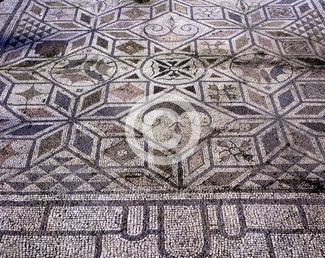 Mosaic in Birds house, in the Roman ruins of Italica founded in 206.C. by Scipio.