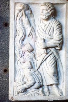 Moses strikes the Rock, for water in the desert, Early Christian Sarcophagus, c4th century