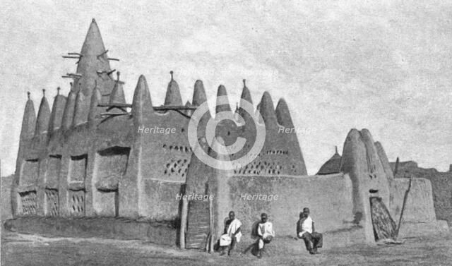 ''Mosquee de Leo; L'Ouest Africain', 1914. Creator: L Marc.