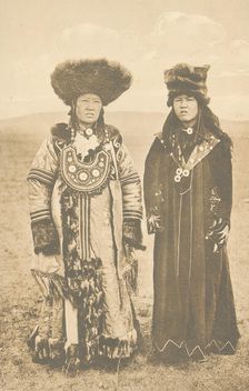 Matchmaker and bride. Kachinki, 1904-1917. Creator: Unknown