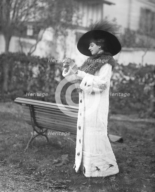 Mata Hari, 1900s-1910s.