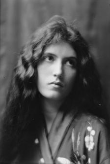 Maude, Bonnie, Miss, portrait photograph, between 1912 and 1918. Creator: Arnold Genthe