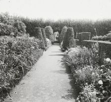 "Maudesleigh," Frederick Strong Moseley house, Newburyport, Massachusetts, 1920. Creator: Frances Benjamin Johnston