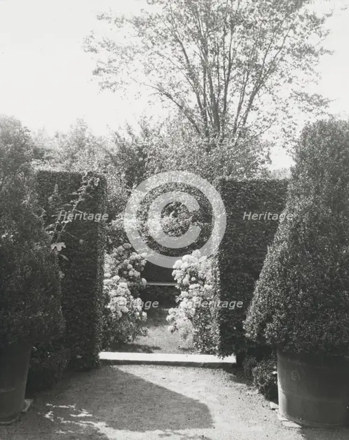 "Maudesleigh," Frederick Strong Moseley house, Newburyport, Massachusetts, 1920. Creator: Frances Benjamin Johnston.