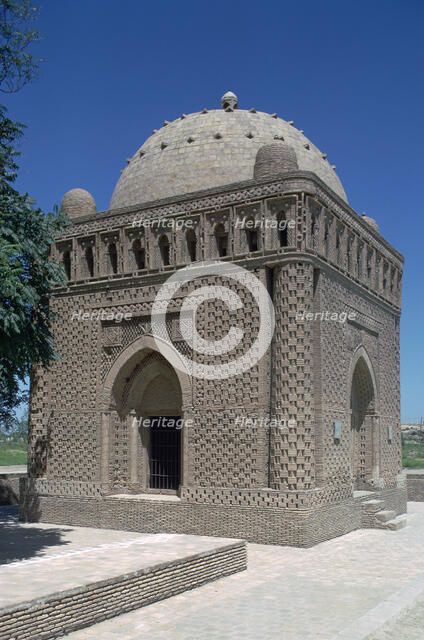 Mausoleum of Ismail Samani in Samarkand, 9th century. Artist: Unknown