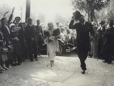 Max Schmeling and Anny Ondra arrive at the registry office to be married, 1933