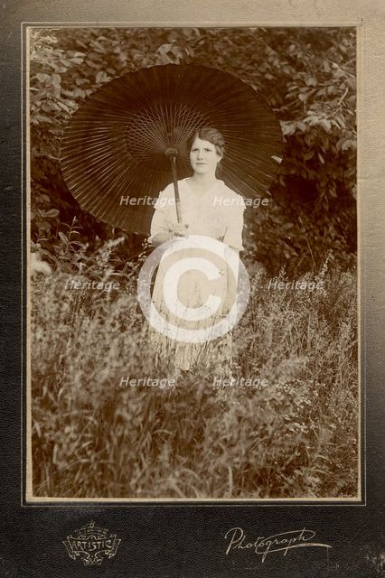 Mazova Anna Mikhailovna, granddaughter of the Irkutsk merchant and chronicler Krotov, 1920. Creator: Mazov.