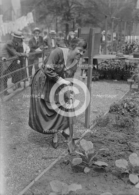 Mabel Garrison, 1917. Creator: Bain News Service.