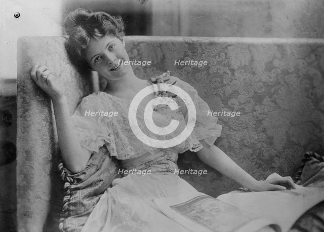 Mabel Taliaferro, 1913. Creators: Bain News Service, George Graham Bain.