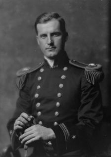 MacFarland, S.B., Lt., portrait photograph, 1915. Creator: Arnold Genthe