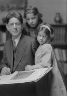 MacKaye, Percy, and daughters (Christina and Avia), portrait photograph, 1914 Dec. 12. Creator: Arnold Genthe