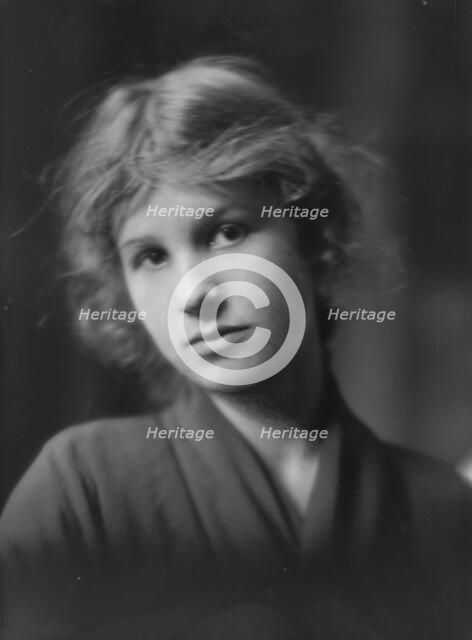 MacKaye, Percy, daughter of, portrait photograph, 1914 or 1915. Creator: Arnold Genthe.